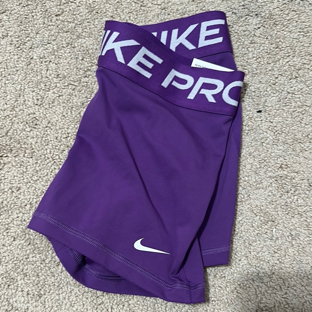 Nike Purple Athletic Shorts Lightweight Breathable